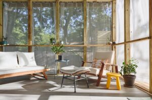 Ezebreezeporchsystems Custom,weather Resistantporchsolutions|blainewindowhardware
